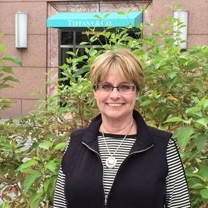 Meet your Posher, Nancy